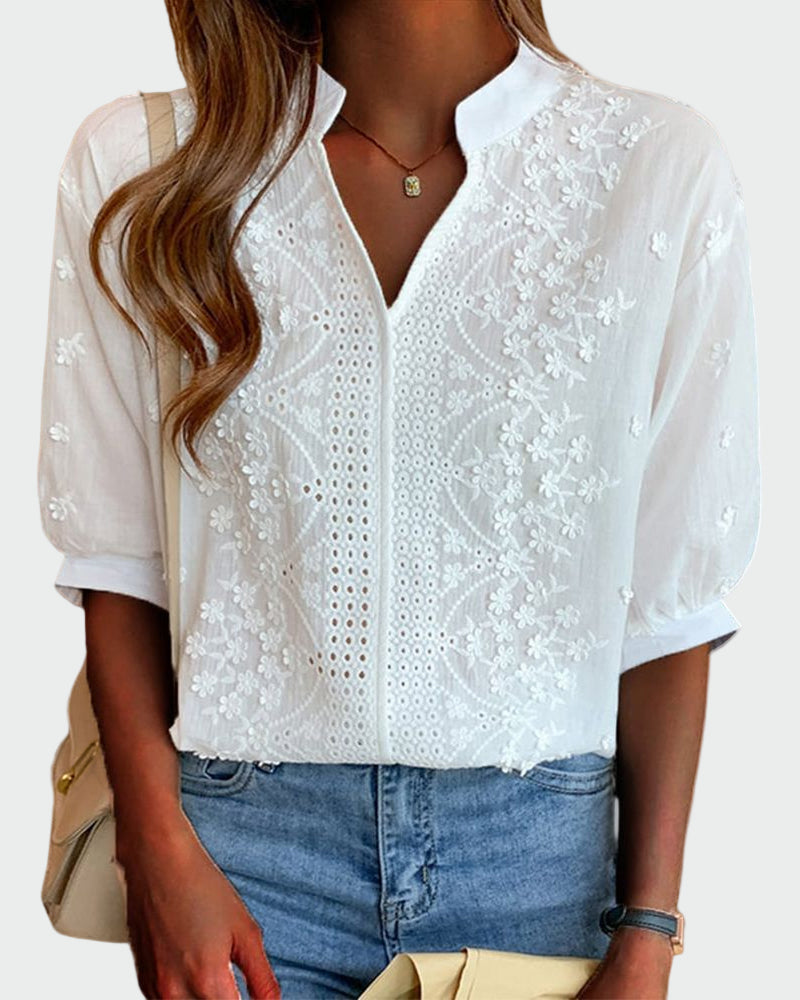 Nicole - Bluse med blondedetaljer