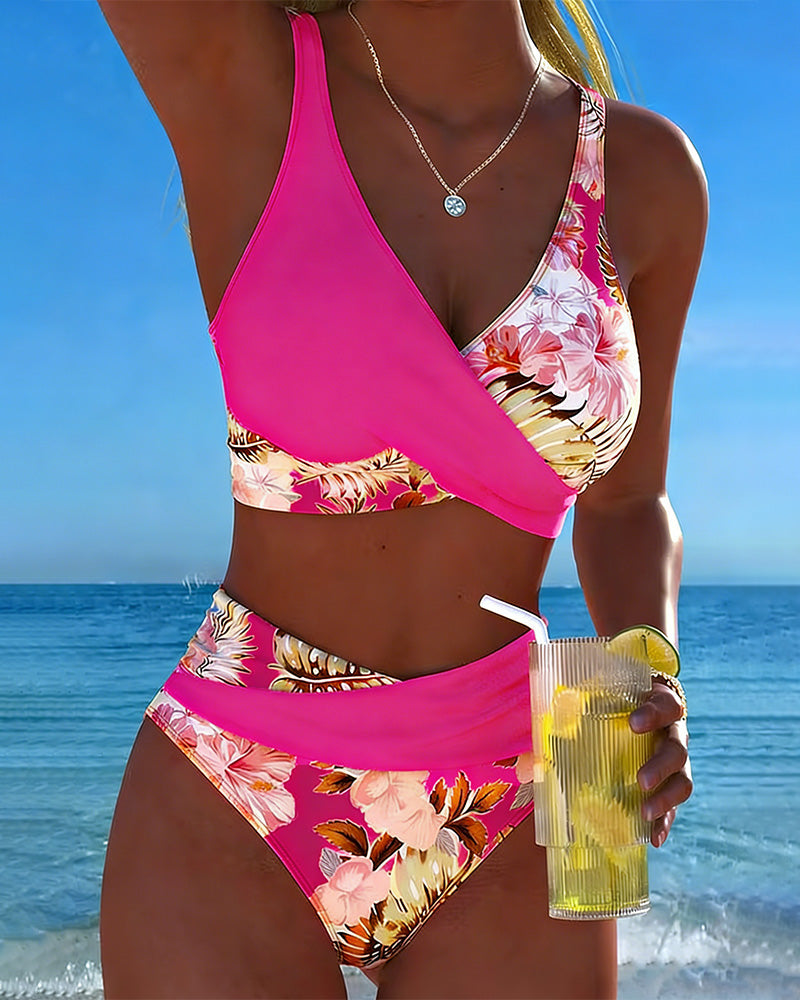 Eduarda - Bikini med kontrasterende blomsterprint og slids