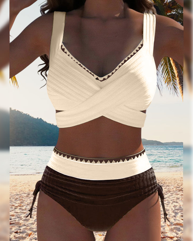 Mónica - Casual Bikini med Kontrastfarve