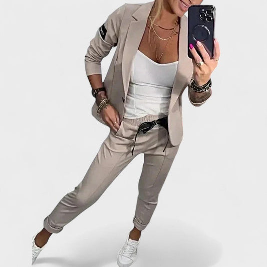 Adriana - Elegant sæt