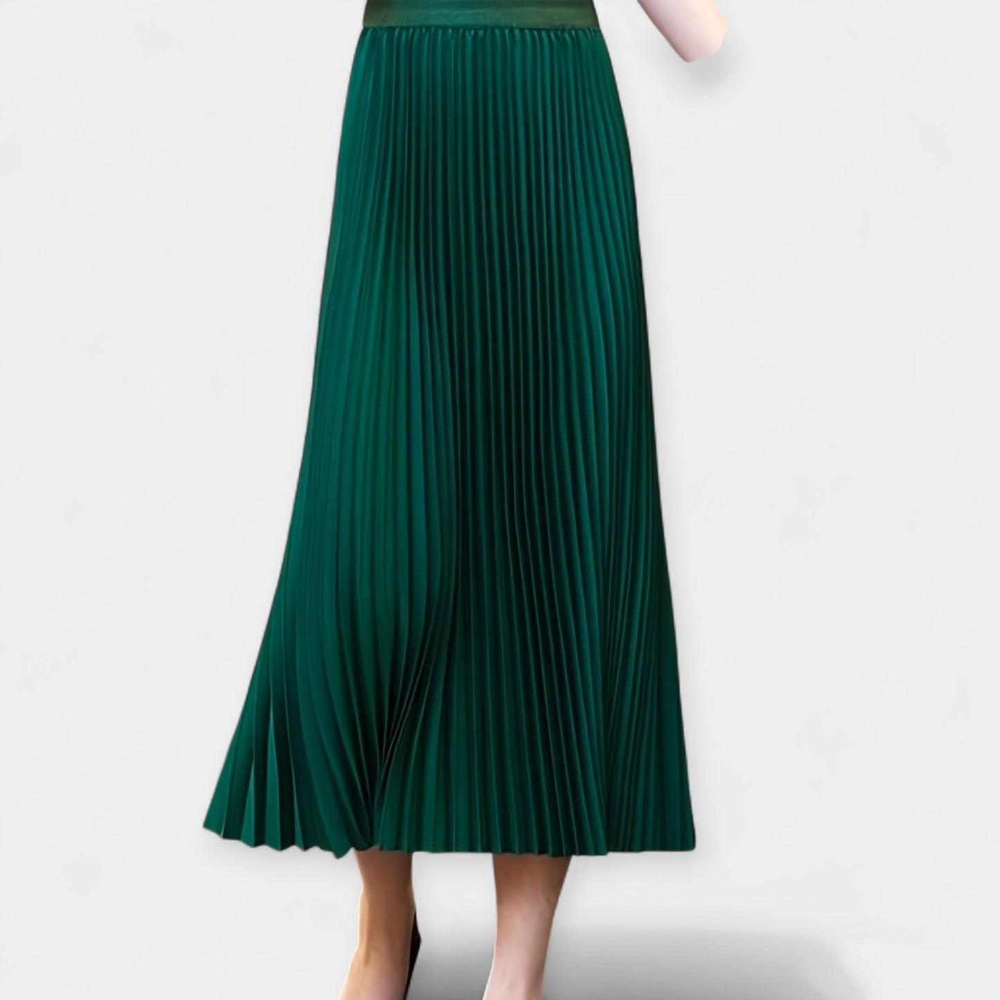 Sandra - Lang Plisseret Satinskirt