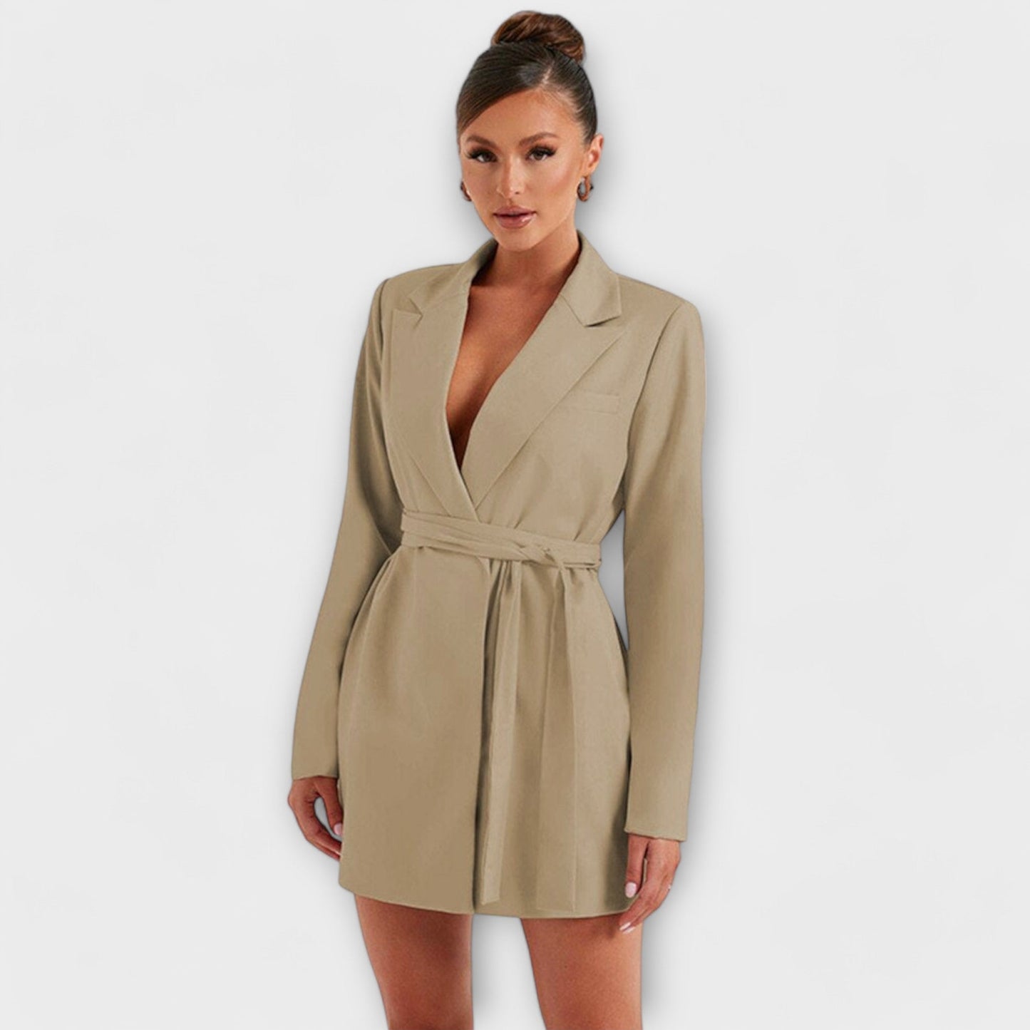 Lola - Kort blazer med V-udskæring