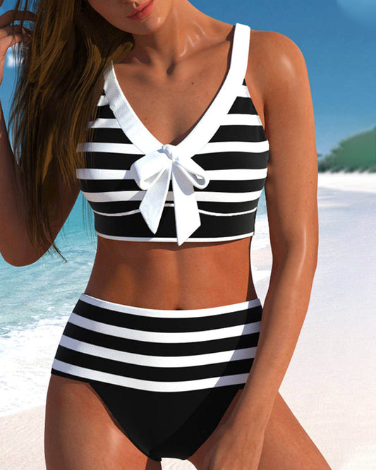 Laura - Stribet Bikini med Høj Talje