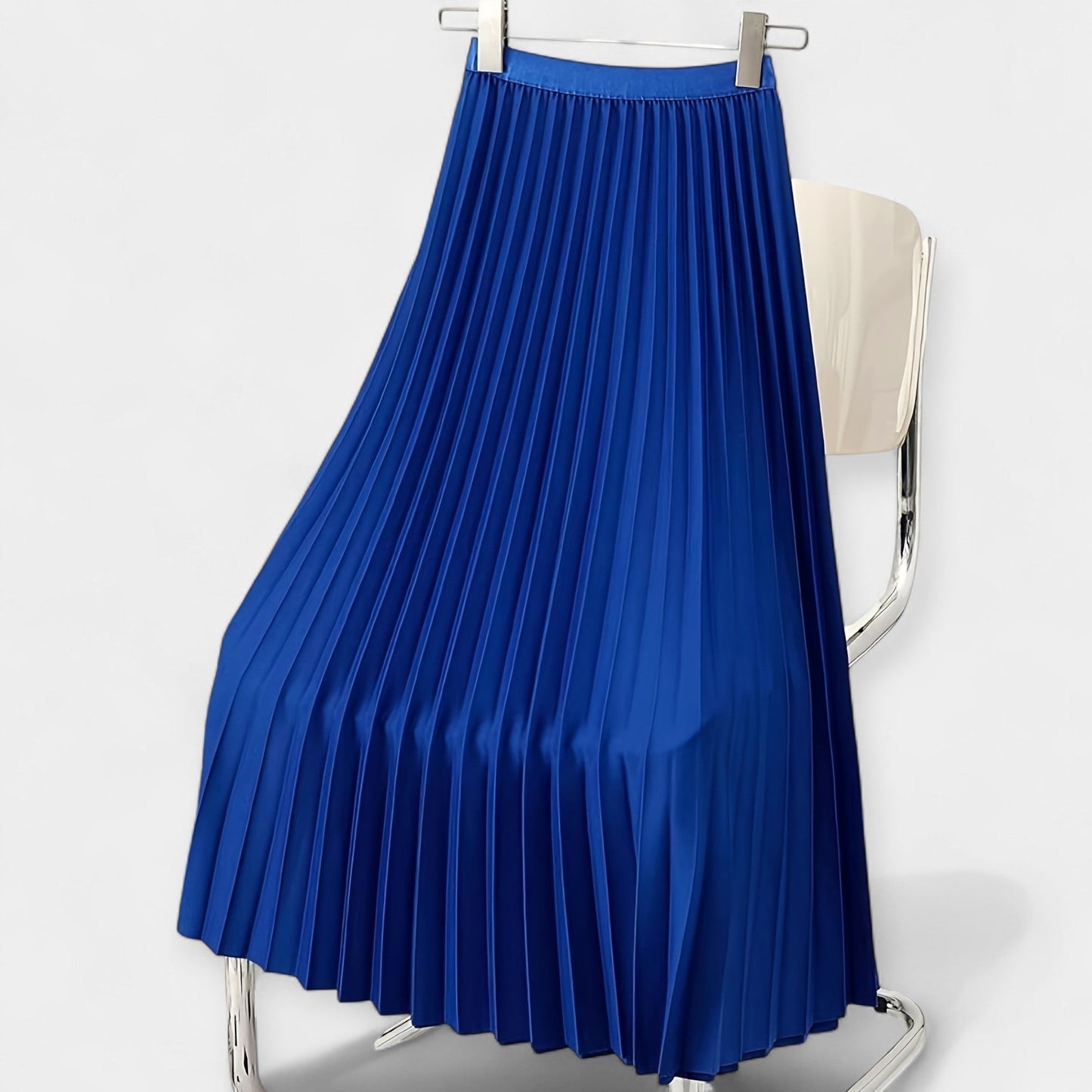 Sandra - Lang Plisseret Satinskirt