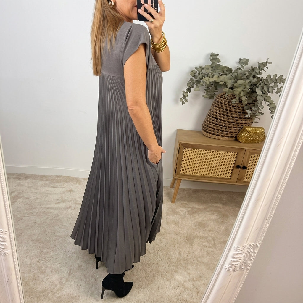 Ana - Tidløs Komfortkjole